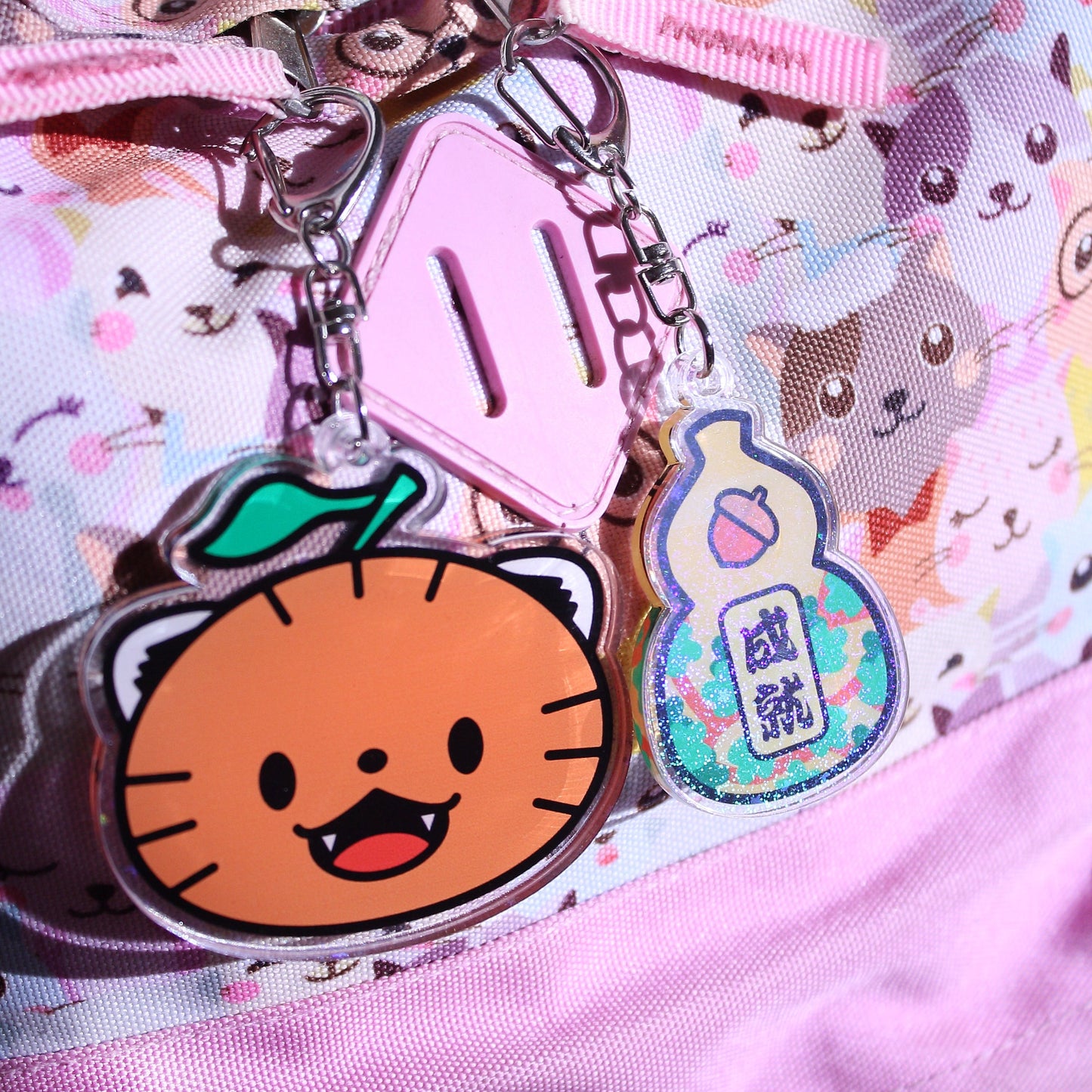 Taitai - Keychain - Acrylic & Glitter